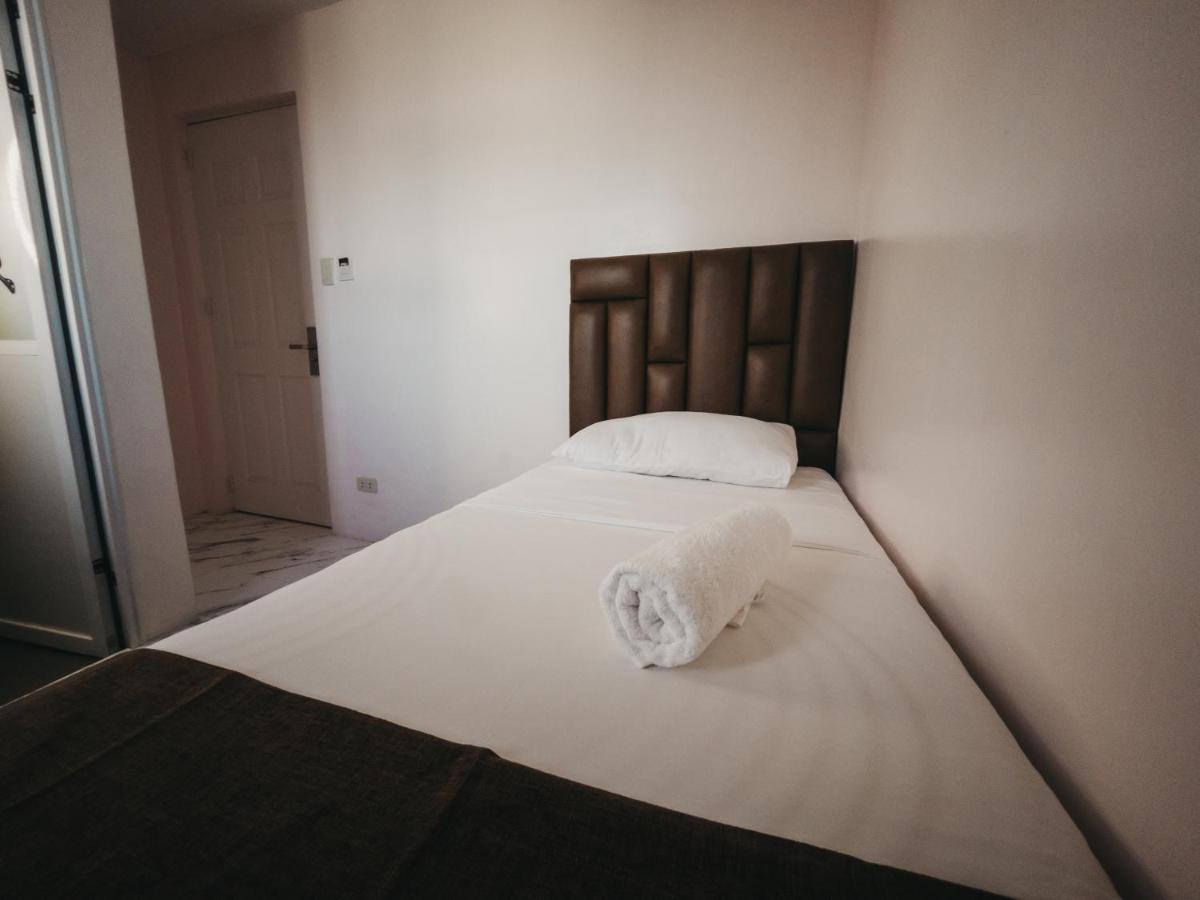 La Choeben Suites Calbayog Zewnętrze zdjęcie
